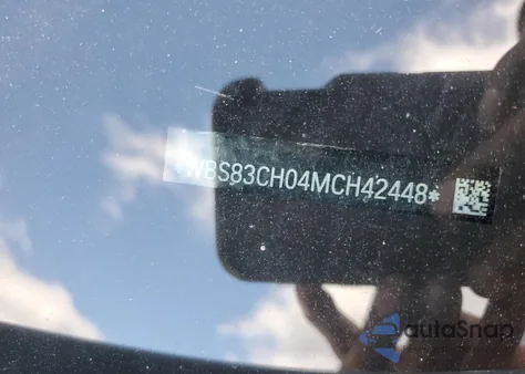 2021 BMW M5 z USA, uszkodzony, nr VIN WBS83CH06PCN28448